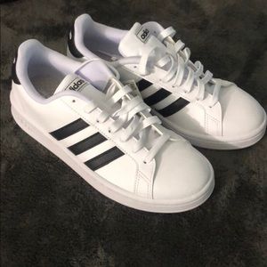 Adidas Grand Court